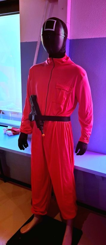 00383 pop squidgame man